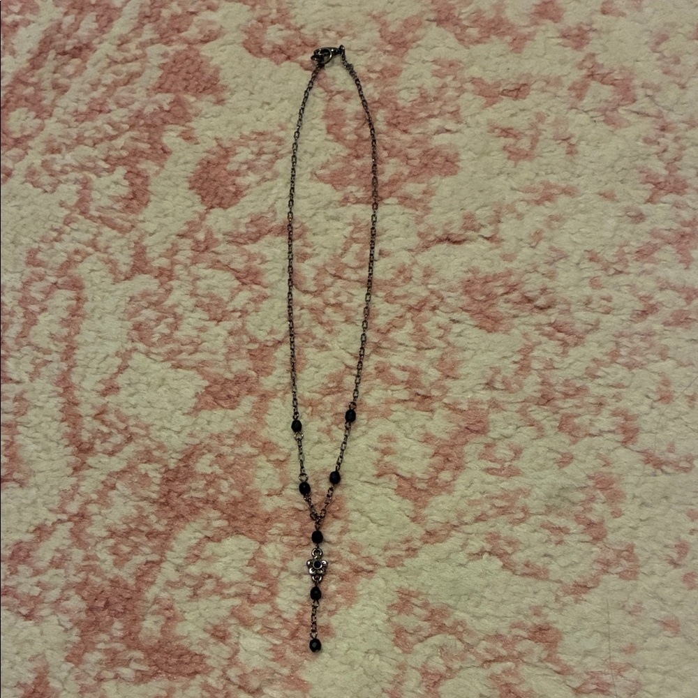 Black Bead Y-Style Pendant Necklace
